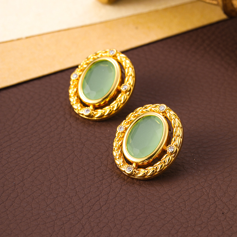 Oval Inlaid Jade Simple Stud Earrings