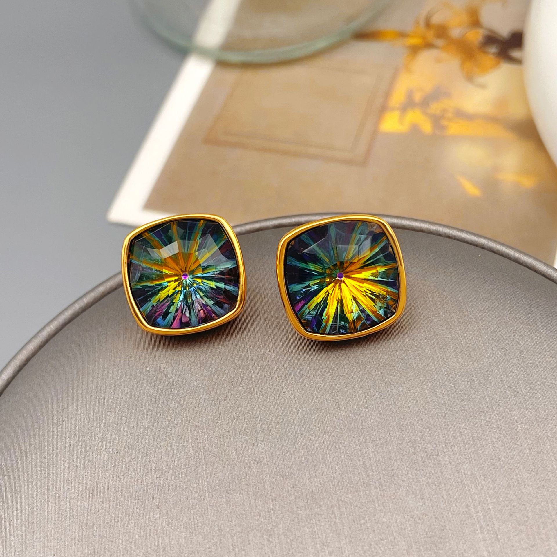 Sugar Cube Crystal Simple Stud Earrings