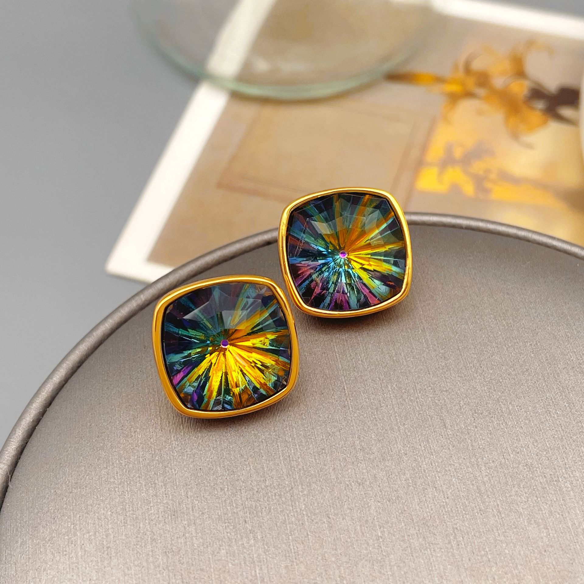 Sugar Cube Crystal Simple Stud Earrings