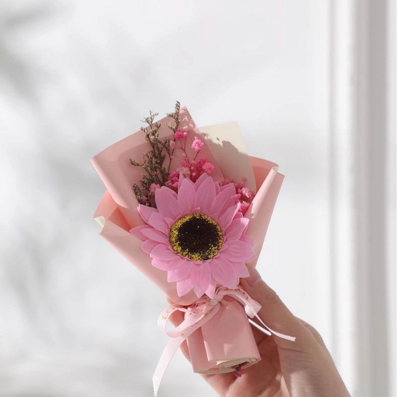 Elegant Minimalist Flower Soap Artificial Flowers for Valentine's Day and Teachers' Day Gifts | Home Decor & Gifts