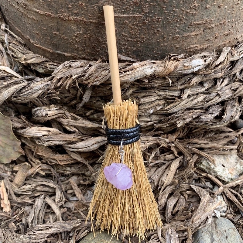 Wooden Broomstick with Pastoral Plant Design|Home Decor Accessories