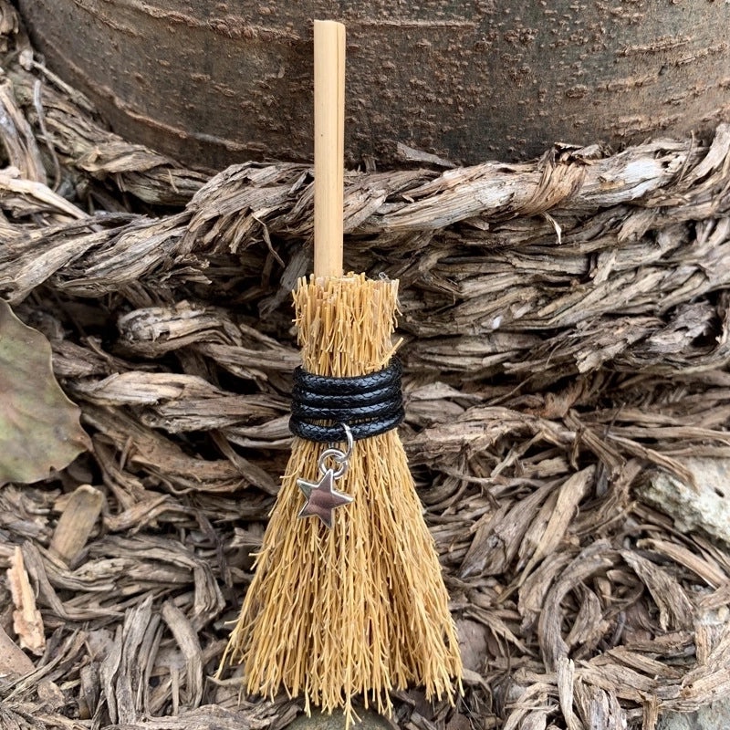 Wooden Broomstick with Pastoral Plant Design|Home Decor Accessories