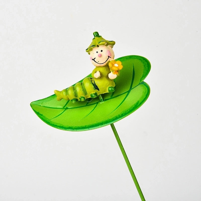 Rustic Wooden Bucket with Heart-Shaped Metal Frame and Floral Arrangement|Home Decor Accessories