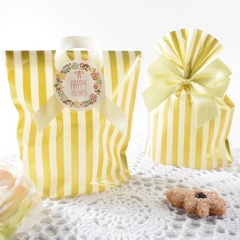 Striped and Polka Dot Plastic Gift Bags Set|Gift Bags and Wrapping Supplies