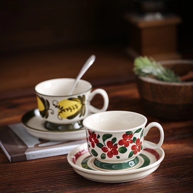 Vintage Floral Ceramic Water Bottle 1 Pc|Home & Kitchen Accessories