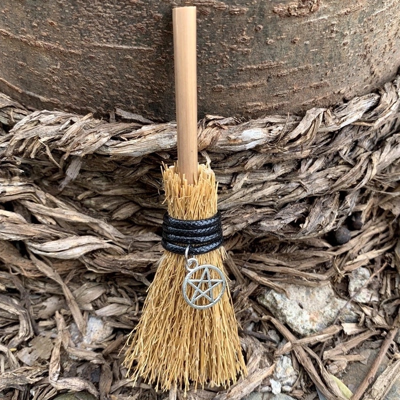 Wooden Broomstick with Pastoral Plant Design|Home Decor Accessories
