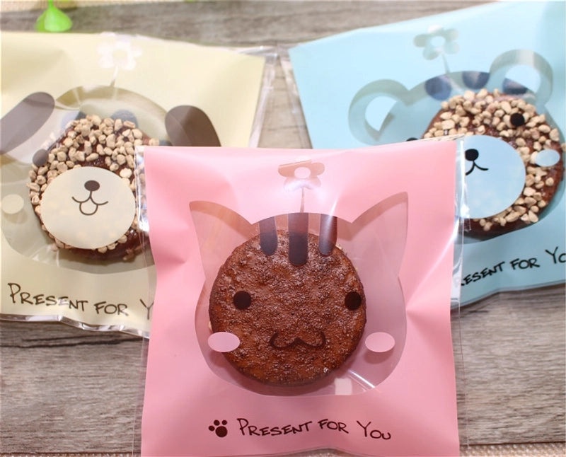 200 Pieces Cute Animal Plastic Charms for Crafts and Jewelry Making|Craft Supplies