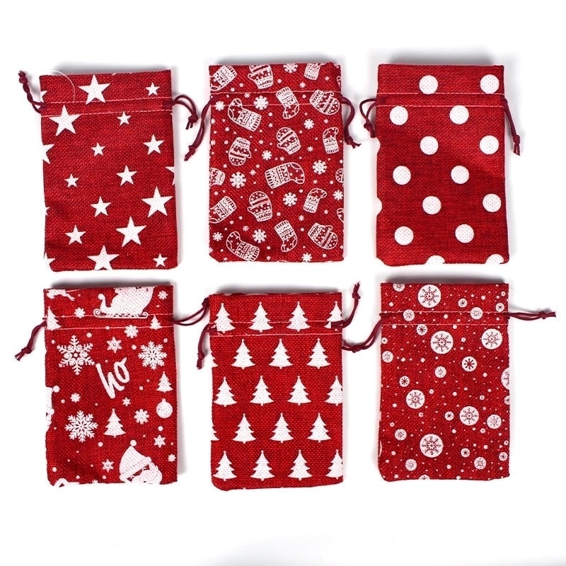 50 Pieces Christmas Party Gift Bags with Tree and Star Designs | Holiday Gift Wrapping Supplies