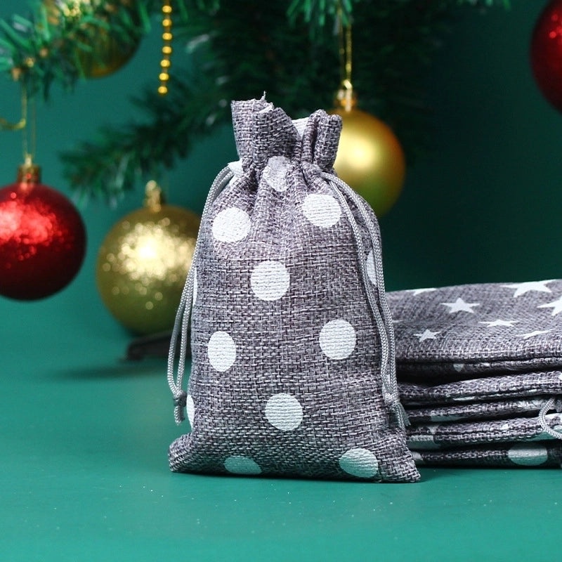 50 Pieces Christmas Party Gift Bags with Tree and Star Designs | Holiday Gift Wrapping Supplies