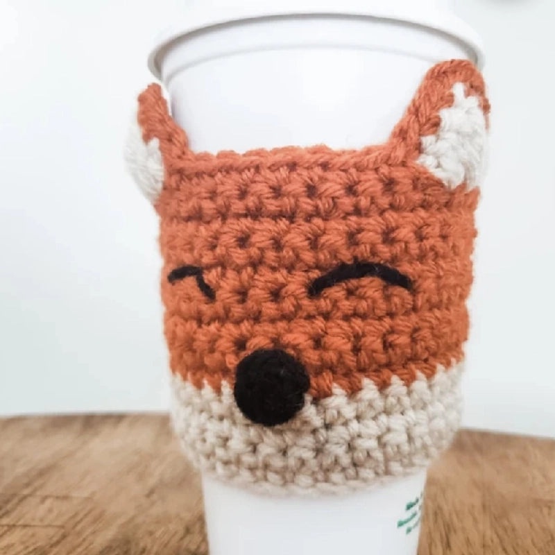 Wool Knitted Mug Set for Christmas Decoration | Home & Kitchen Decor