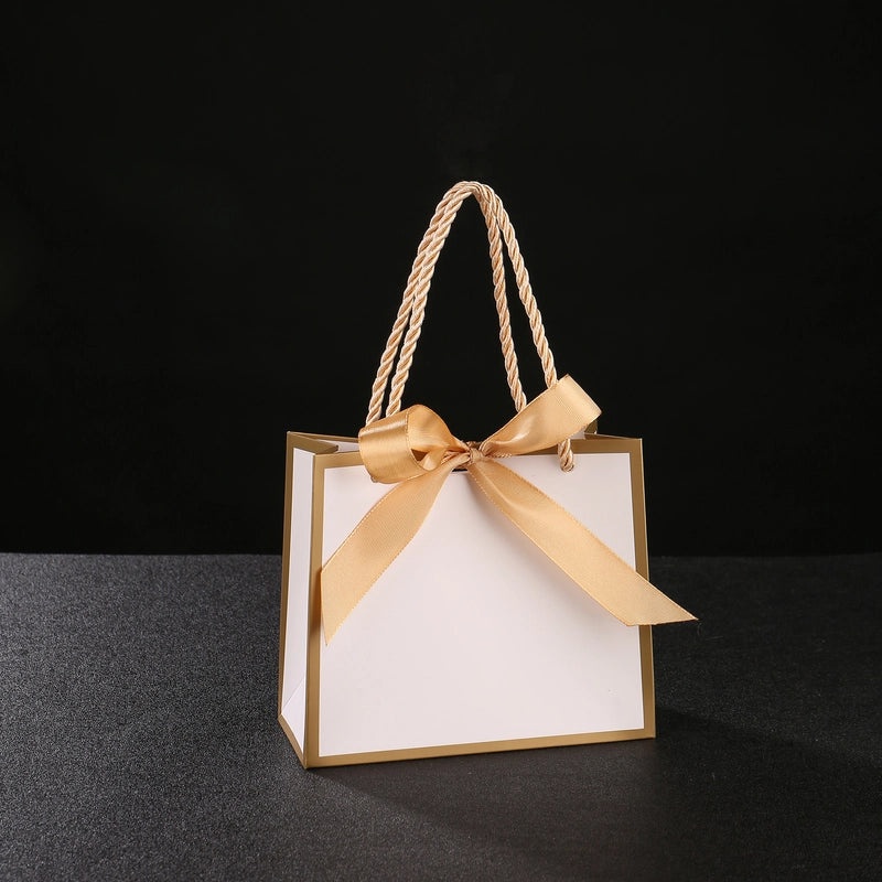 2 White Bow Knot Gift Bags for Wedding Engagement Holiday Party|Gift Bags and Wrapping Accessories