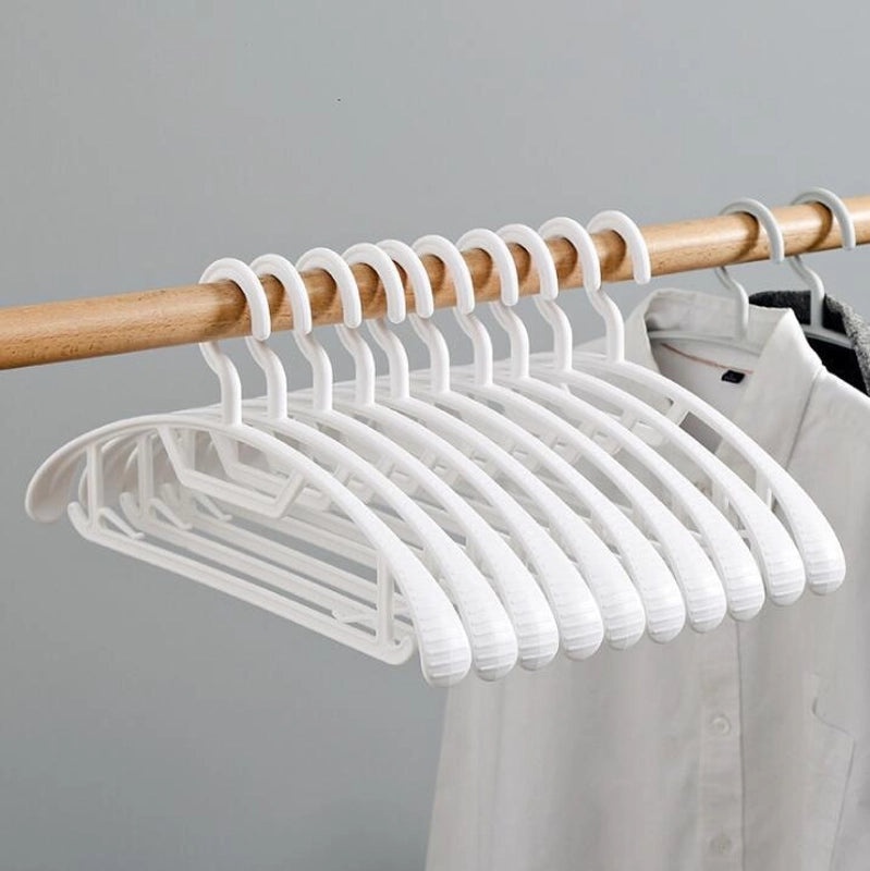 Retractable Plastic Clothes Hanger with Simple Geometric Design|Home & Living/Closet Storage & Organization