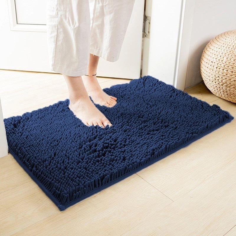Elegant Solid Color Polyester Floor Mat for Home Decor|Home & Living Accessories