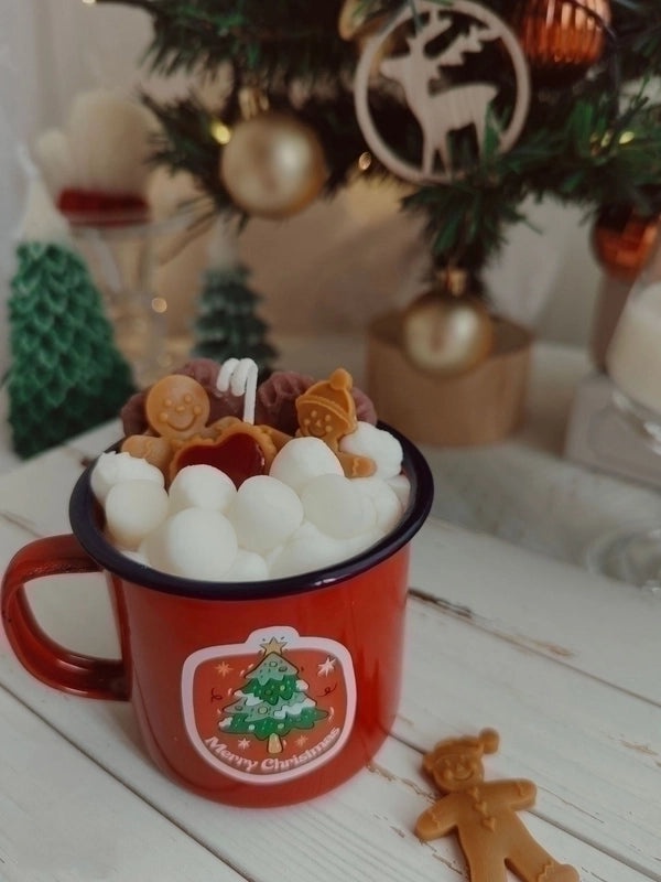 Festive Christmas Tree Scented Soy Wax Letter Candle | Home Fragrance