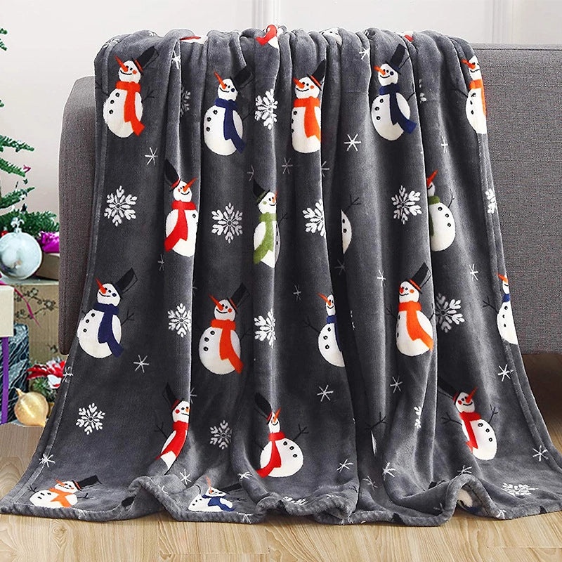 Festive Santa Claus and Snowman Plaid Polyester Blanket for Couch & Sofa|Home Decor & Seasonal Gifts