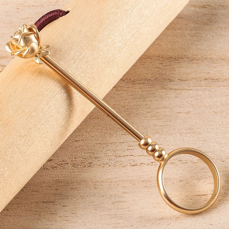 Elegant Brass Ring Cigarette Holder for Casual Vacation Wear | Accessories & Jewelry