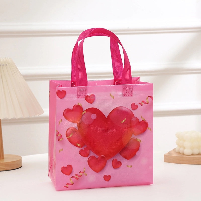 Minimalist Heart Shape Nonwoven Gift Bag for Valentine's Day and Birthday | Gift Bags & Packaging