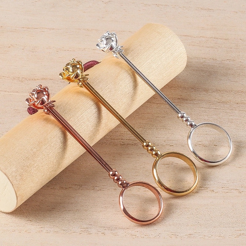 Elegant Brass Ring Cigarette Holder for Casual Vacation Wear | Accessories & Jewelry