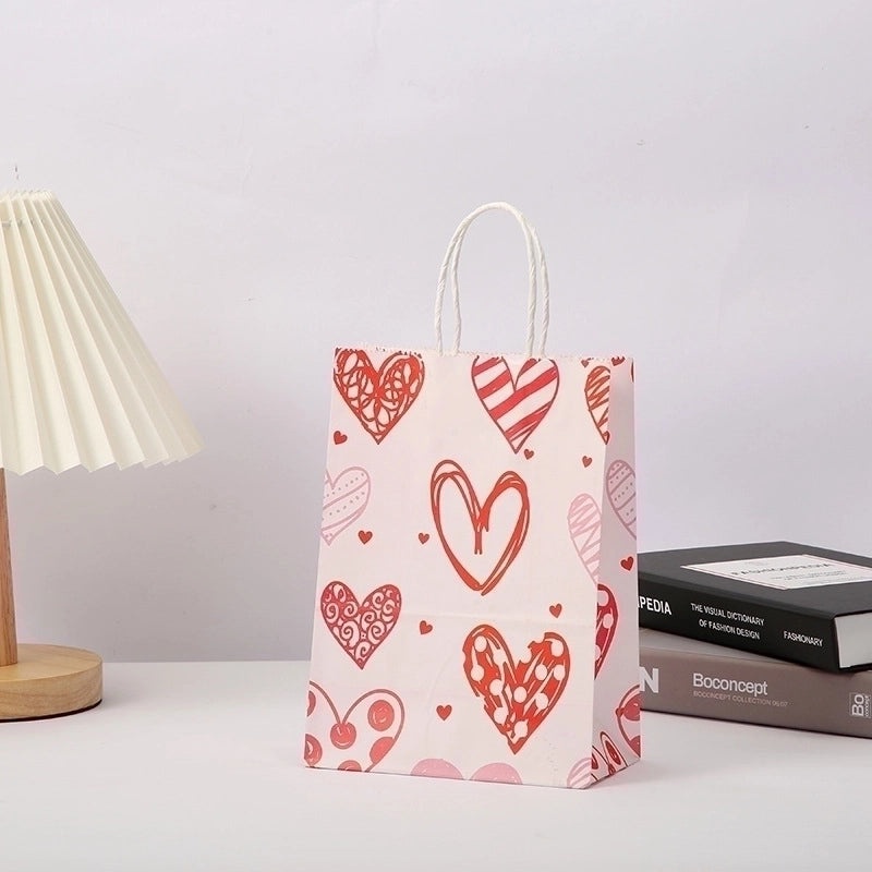 Minimalist Heart-Shaped Kraft Paper Gift Bag for Birthday | Gift Bags
