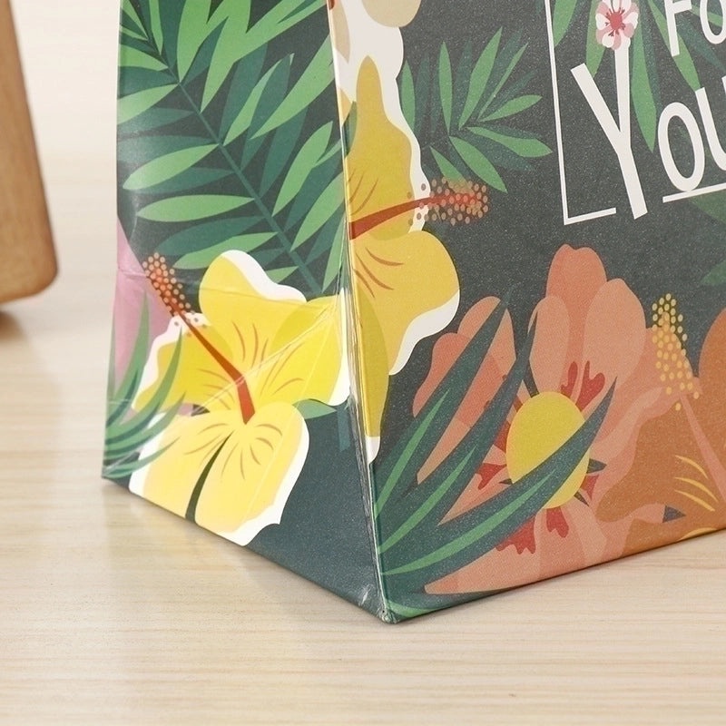 Red Flamingo Portable Gift Bag for Clothing and Stickers|Gift Bags & Packaging