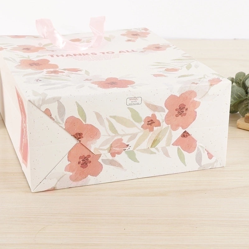 Korean Colorful Floral Pink Paper Gift Bag for Clothing Shopping and Packaging | Gift Bags & Packaging