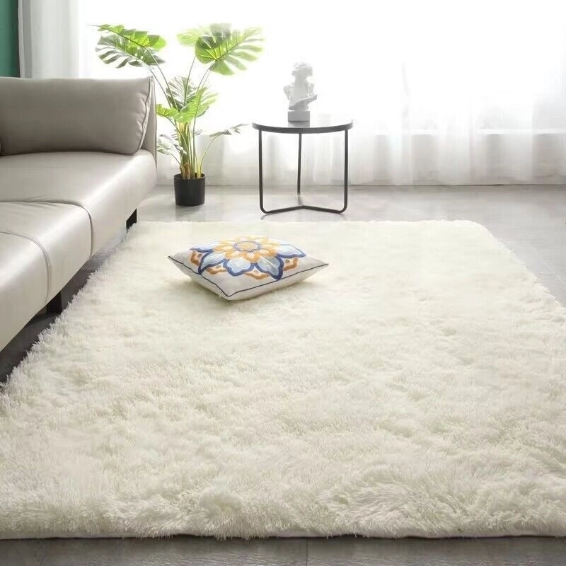 Solid Color Polyester Carpet for Casual Vacation | Home Decor & Artificial Decorations
