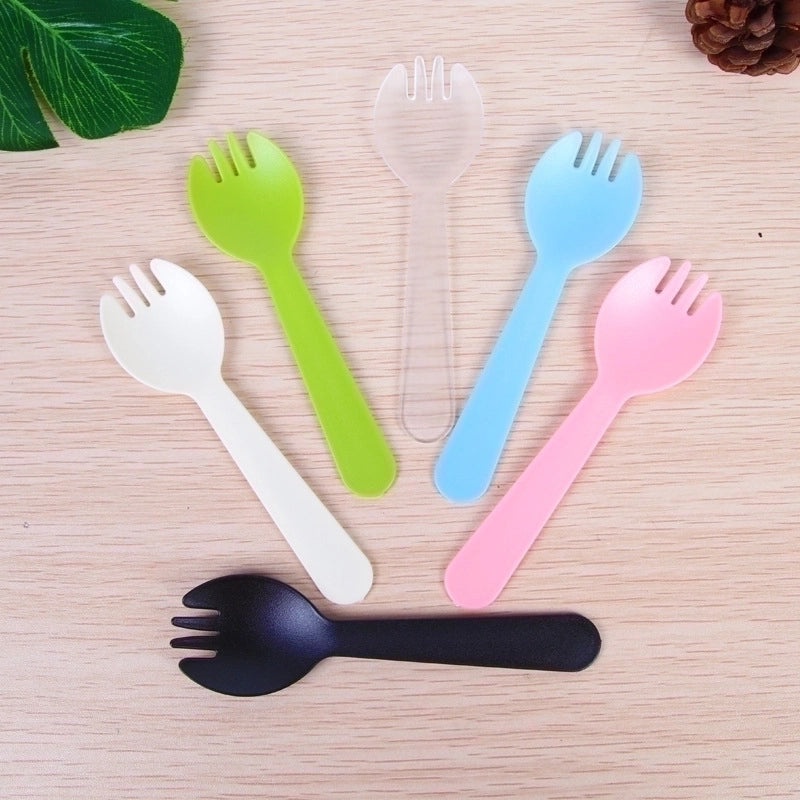 300 Pieces Solid Color Plastic Party Tableware for Kids Children's Day National Day Birthday | Party Supplies Tableware