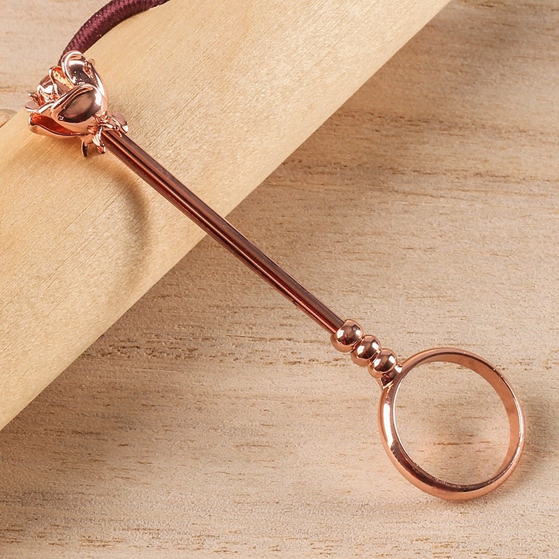 Elegant Brass Ring Cigarette Holder for Casual Vacation Wear | Accessories & Jewelry
