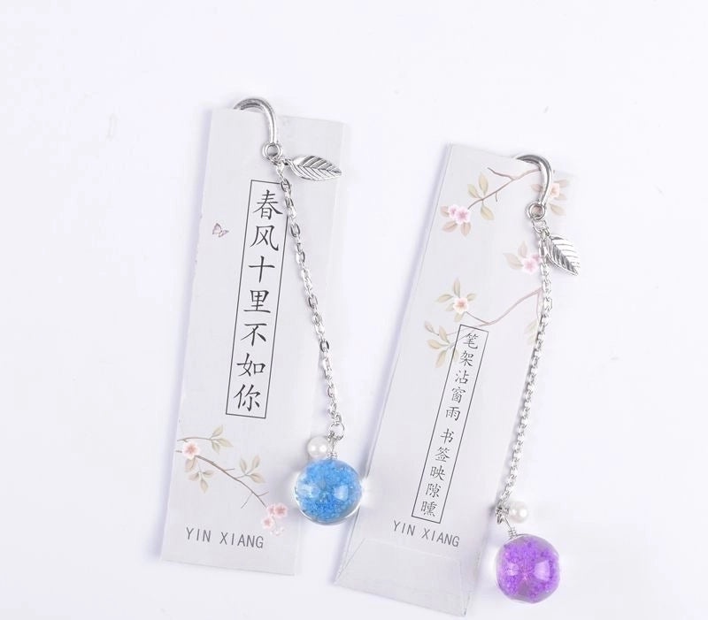 Elegant Metal Feather Pendant with Dried Flower Bookmark | Accessories & Jewelry