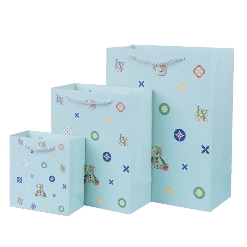 Fashion Bear White Cardboard Gift Bag 210g Daily Use 1 Piece|Gift Bags & Wrapping Supplies