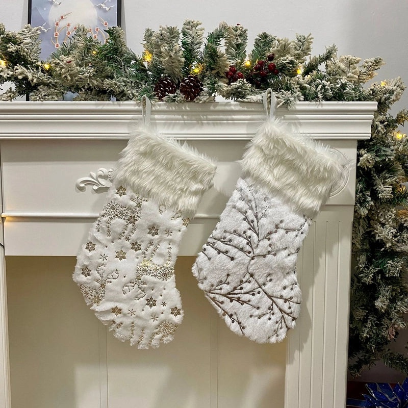 Festive Christmas Tree and Elk Design Party Gift Bags | Holiday Party Supplies