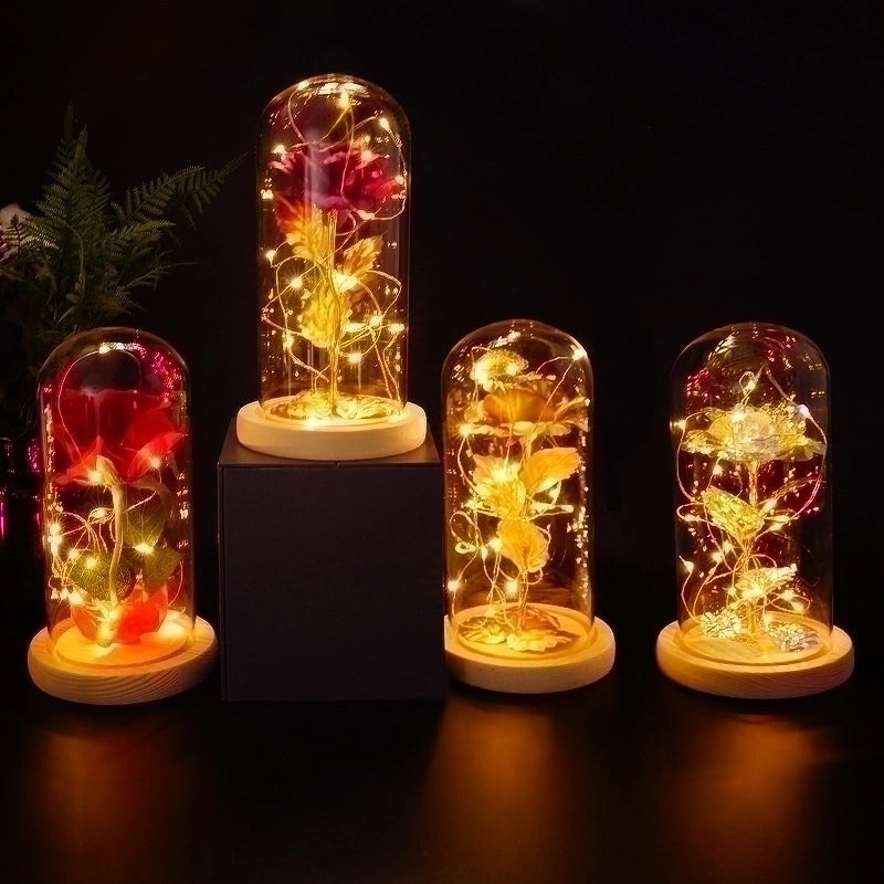 Festive Floral Plastic Party Decorations for Christmas|Holiday Party Supplies