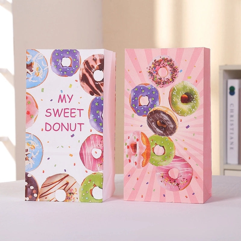 Cartoon Kraft Paper Party Gift Bags with Printed Stickers Candy Favor Bags|Party Supplies