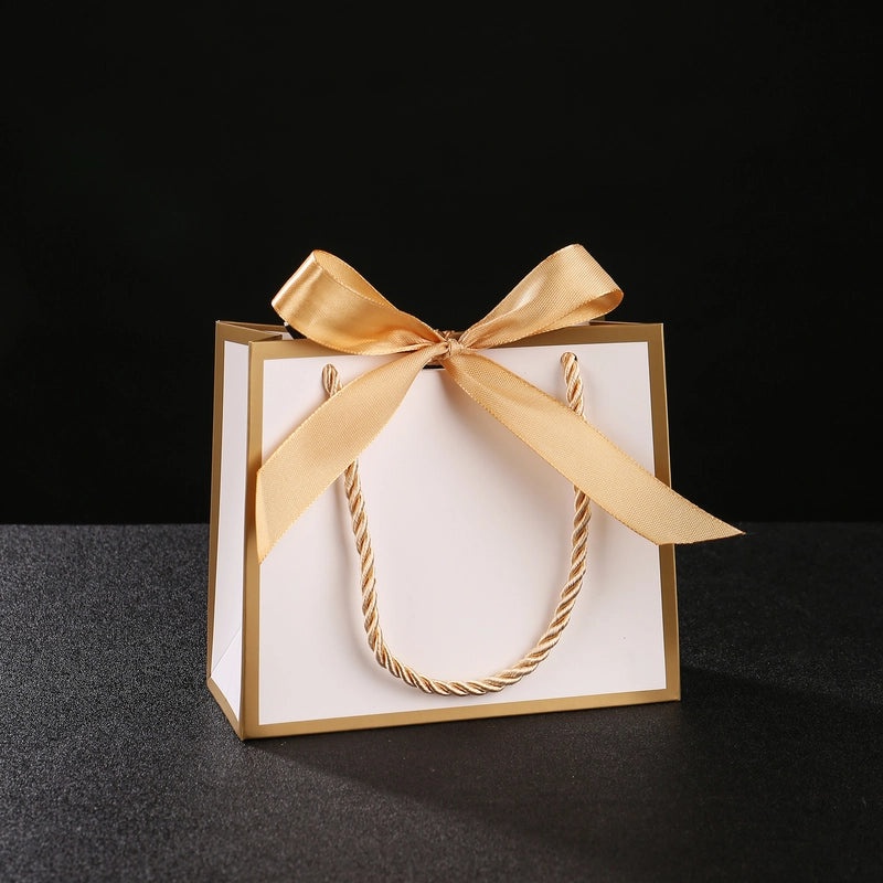 2 White Bow Knot Gift Bags for Wedding Engagement Holiday Party|Gift Bags and Wrapping Accessories