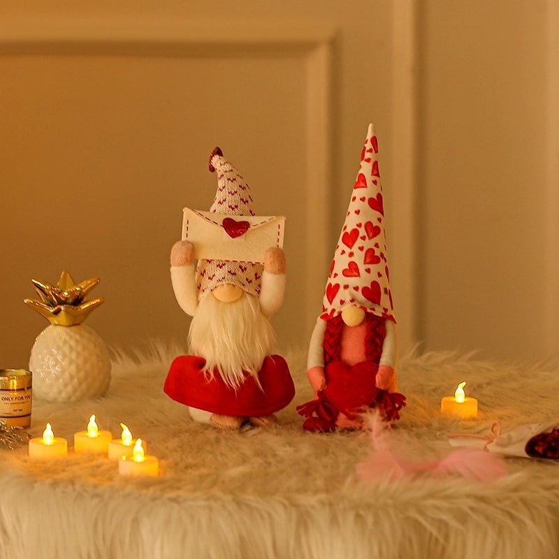 Stylish Faceless Dwarf Rudolph Doll with Heart Pattern | Holiday Home Decorations