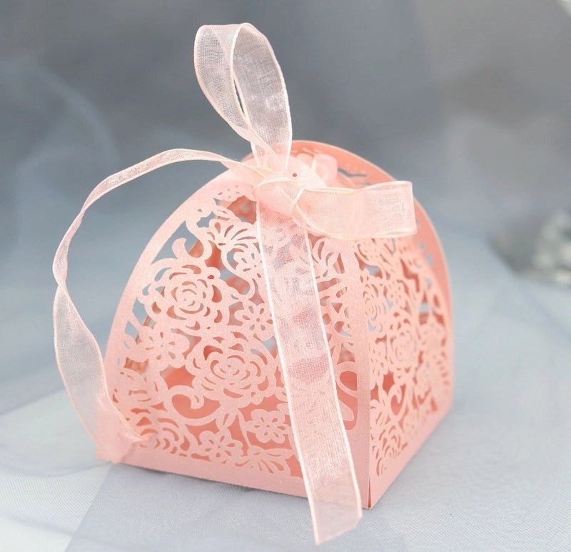 Romantic Floral Paper Gift Bags for Valentine's Day Wedding Banquet | Wedding Accessories