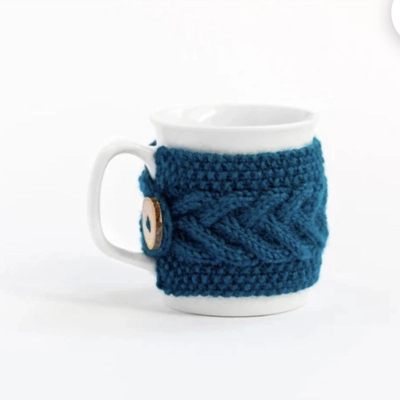 Wool Knitted Mug Set for Christmas Decoration | Home & Kitchen Decor