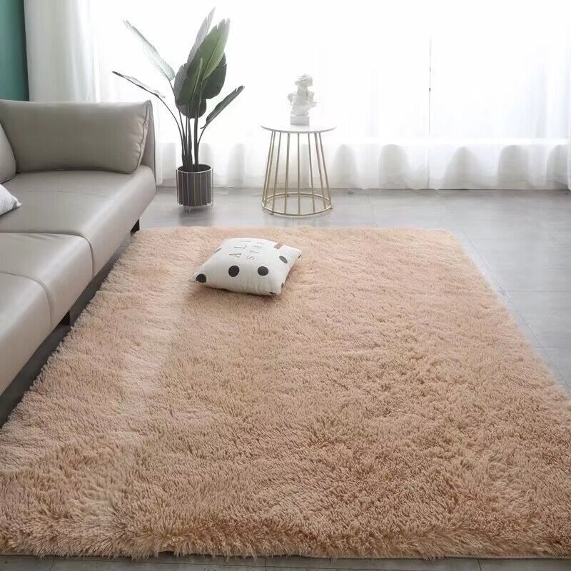 Solid Color Polyester Carpet for Casual Vacation | Home Decor & Artificial Decorations