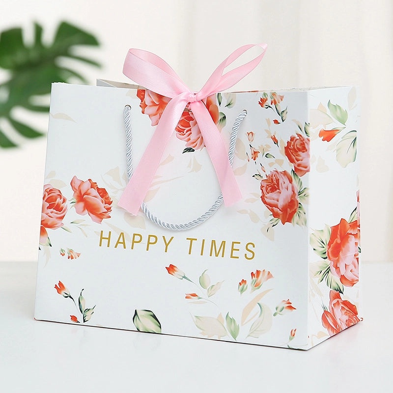 Nordic White Letter Cardboard Gift Bags for Party Festival Wrapping | Party Supplies