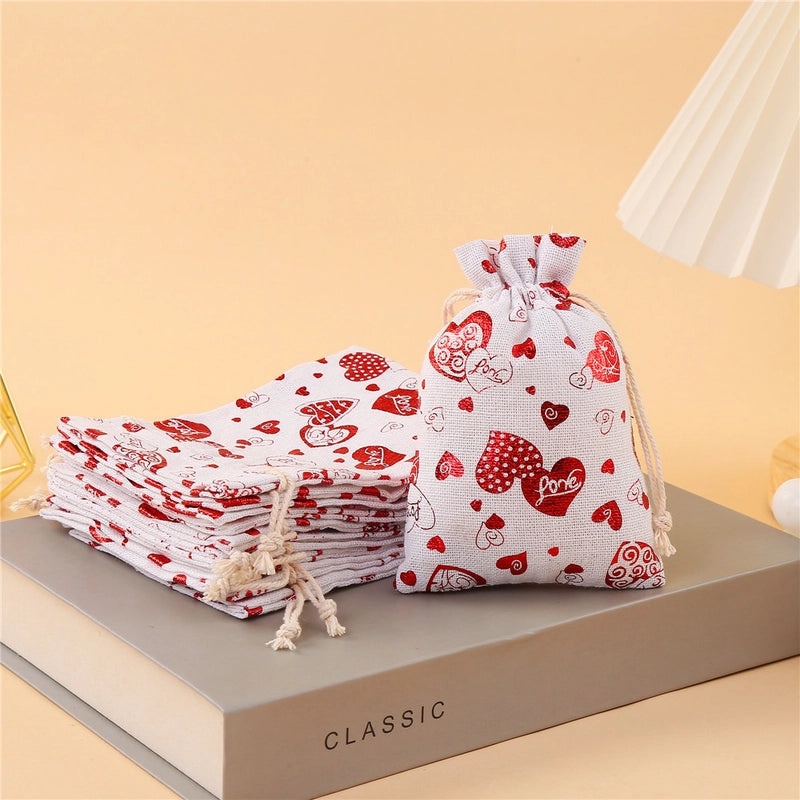 Minimalist Heart-Shaped Fabric Accessory for Everyday Wear|Jewelry & Accessories