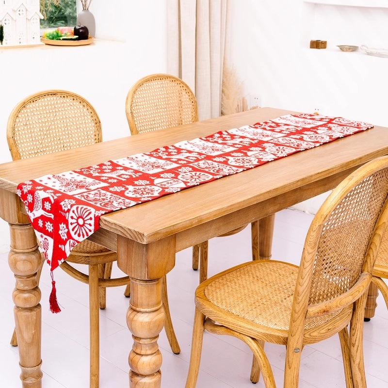 Festive Knitted Christmas Table Runner Cozy Holiday Table Decoration|Home Decor