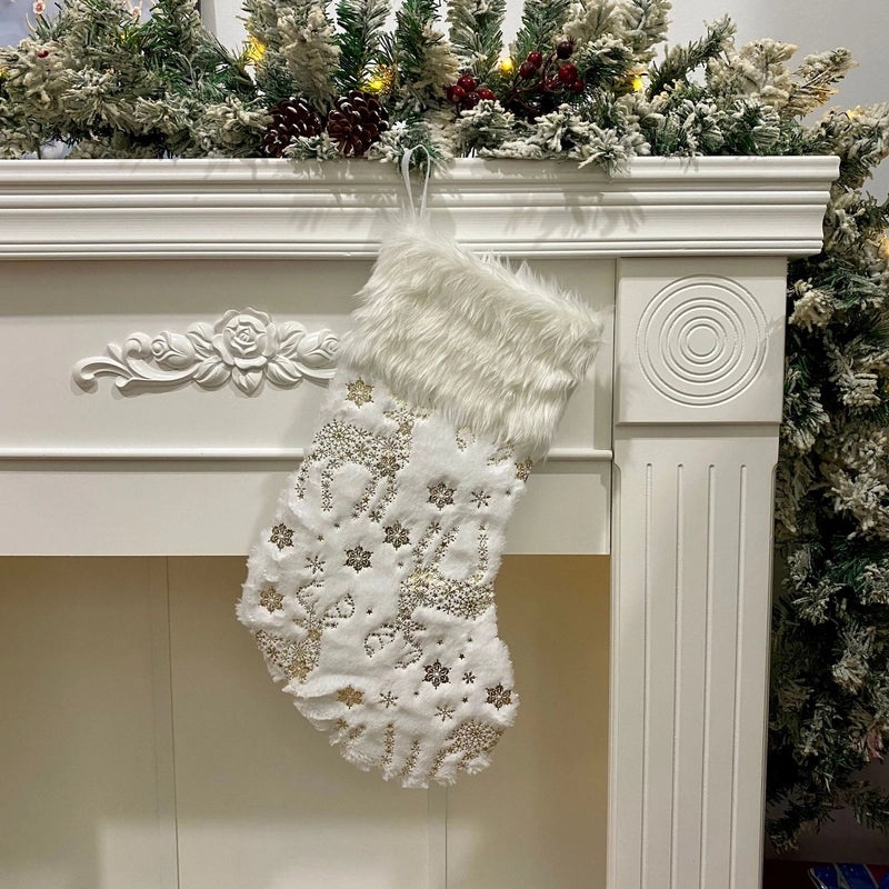 Festive Christmas Tree and Elk Design Party Gift Bags | Holiday Party Supplies