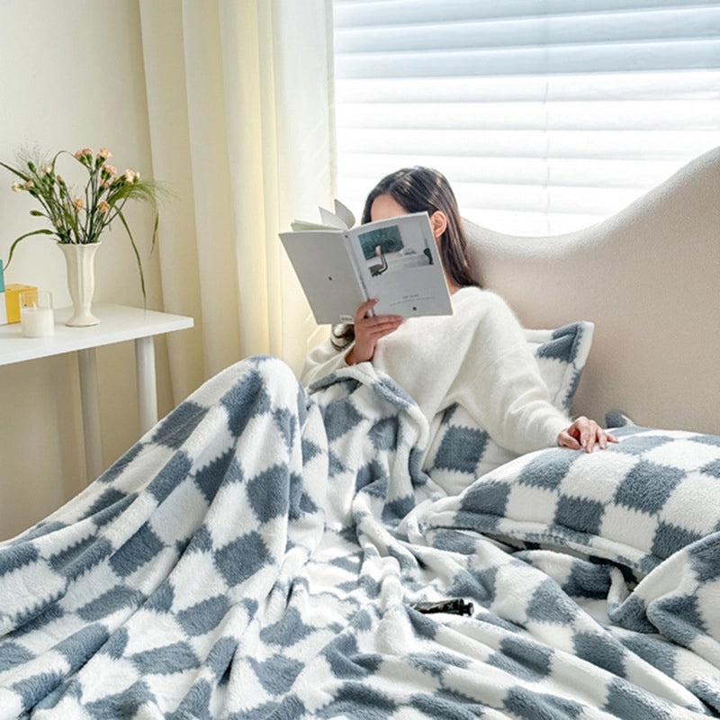 Elegant Casual Flannel Throw Blanket with Glam Lattice Pattern | Home Decor & Throw Blankets