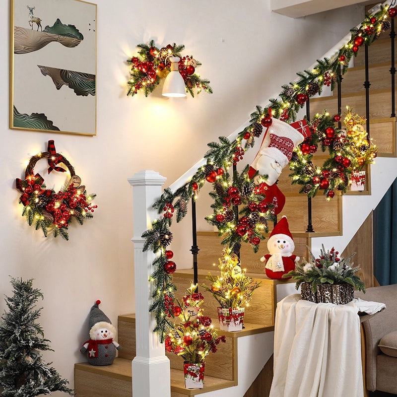 Christmas PE Rattan Garland with Christmas Tree Horn Pendant for Mall and Hotel Window Decoration|Home Decor & Seasonal Decorations