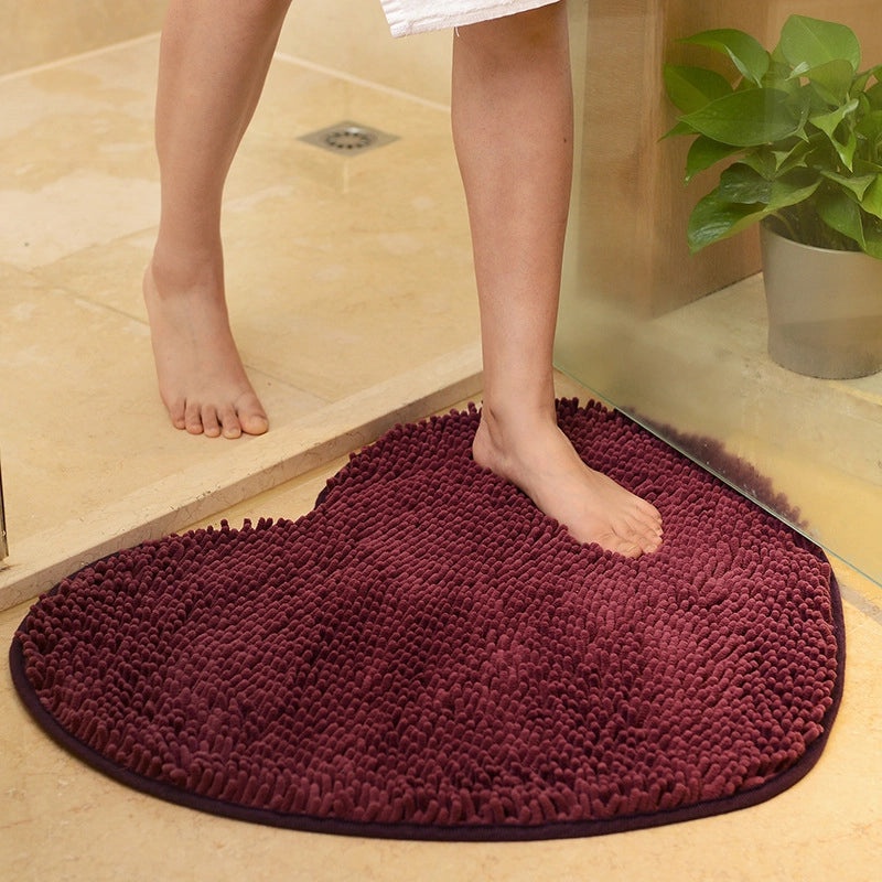 Chenille Heart-shaped Non-slip Absorbent Floor Mat for Wedding Room Bedroom Bathroom|Home Decor & Rugs