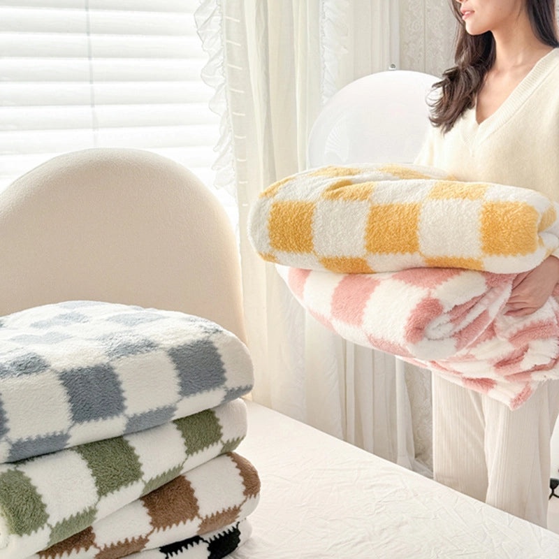 Elegant Casual Flannel Throw Blanket with Glam Lattice Pattern | Home Decor & Throw Blankets