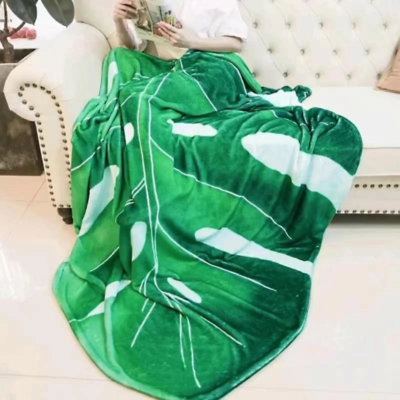 Elegant Leaf Pattern Polyester Throw Blanket for Couch and Sofa Decor | Home Decor & Living