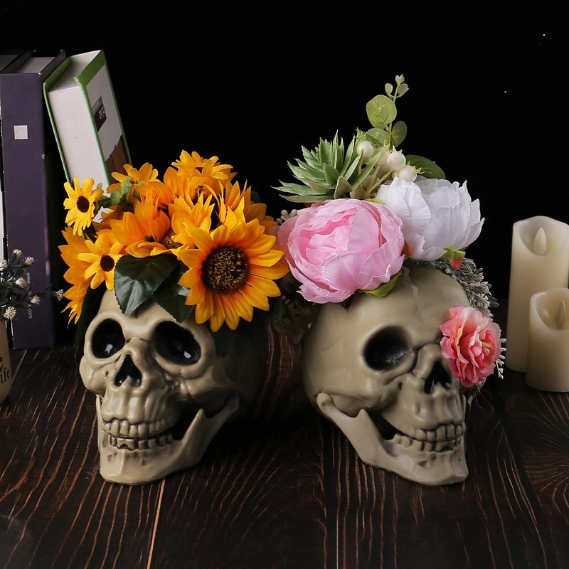 Gothic Halloween Skull Ornaments Minimalist Plastic Polyester Decorations for Party Festival | Halloween Decorations