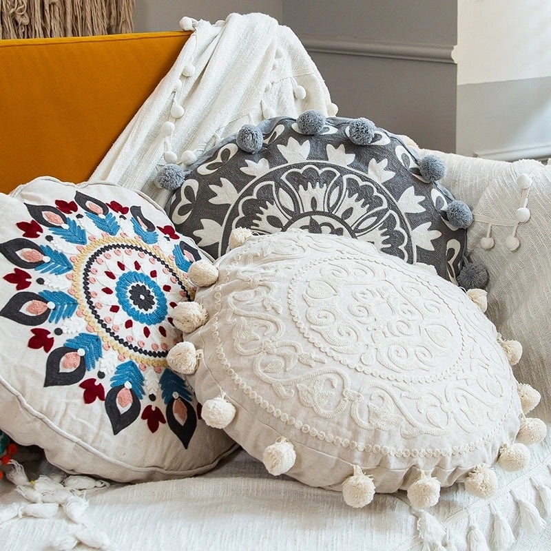 Trendy Geometric Cotton Pillow Covers for Home Decor|Home Textiles and Bedding
