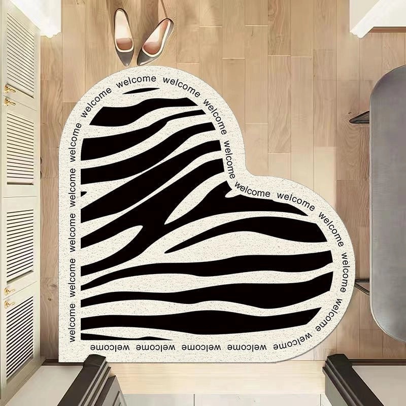 Elegant Heart-Shaped PVC Bath Mat for Casual Bathroom Decor|Home & Bath Accessories